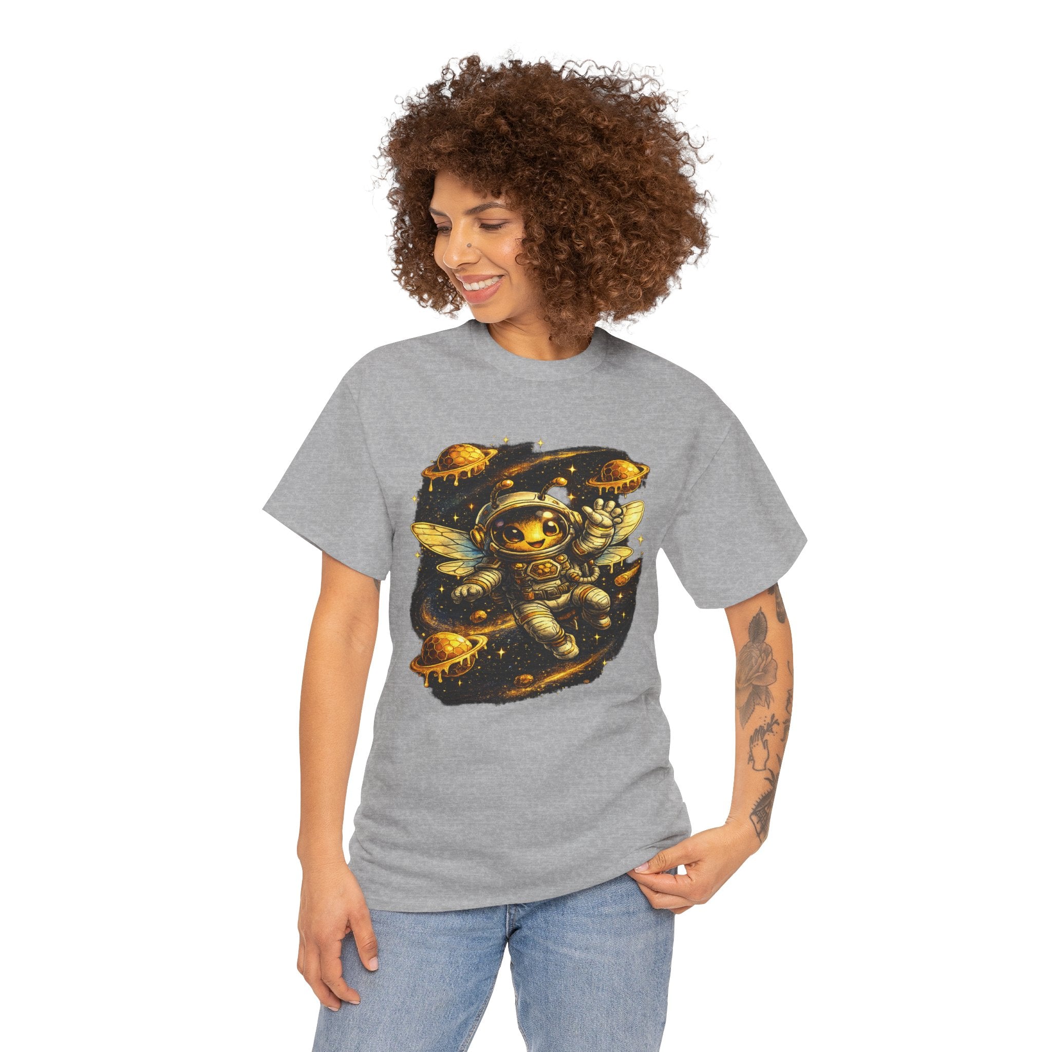 Astronaut Bee T Shirt – Cute Space Bee Graphic Tee for Sci Fi & Nature Lovers