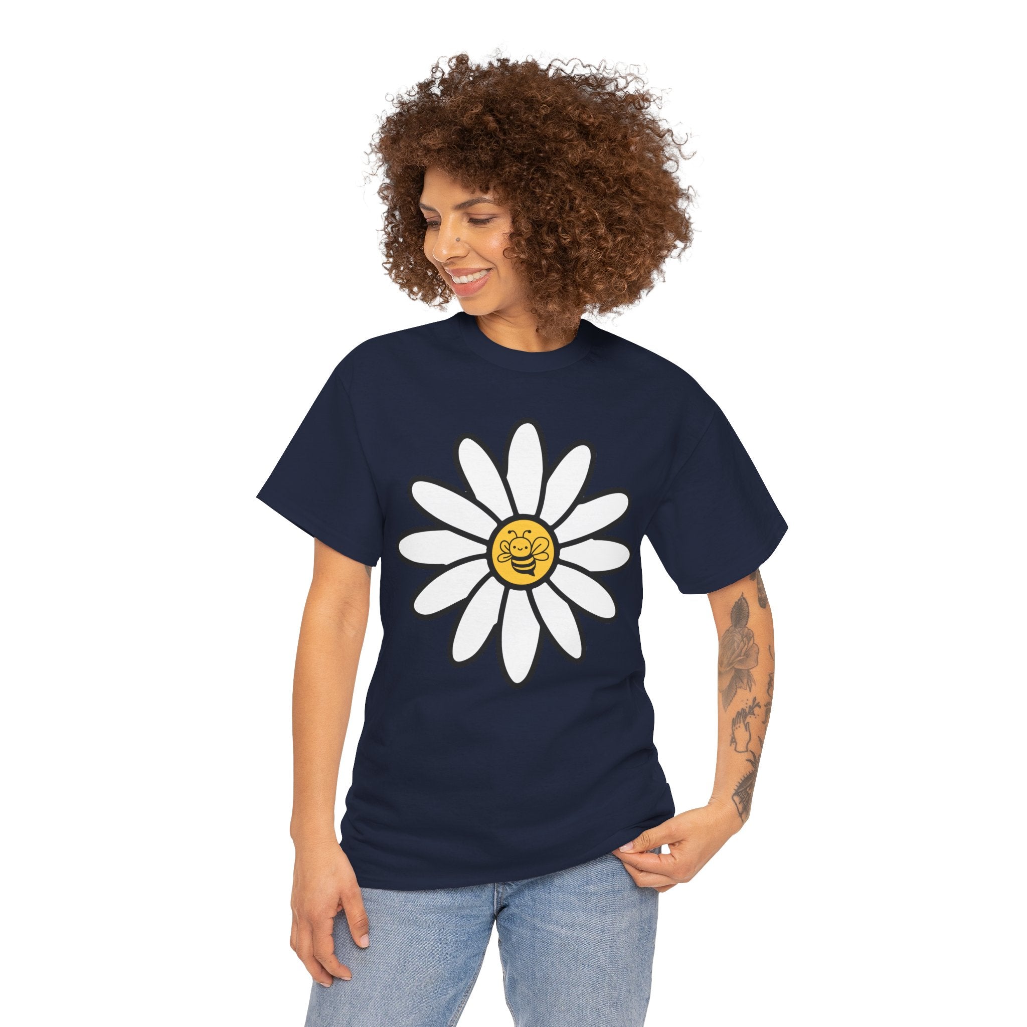 Cute Bee Daisy Flower T Shirt – Retro Smiling Flower Graphic Tee for Nature Lovers