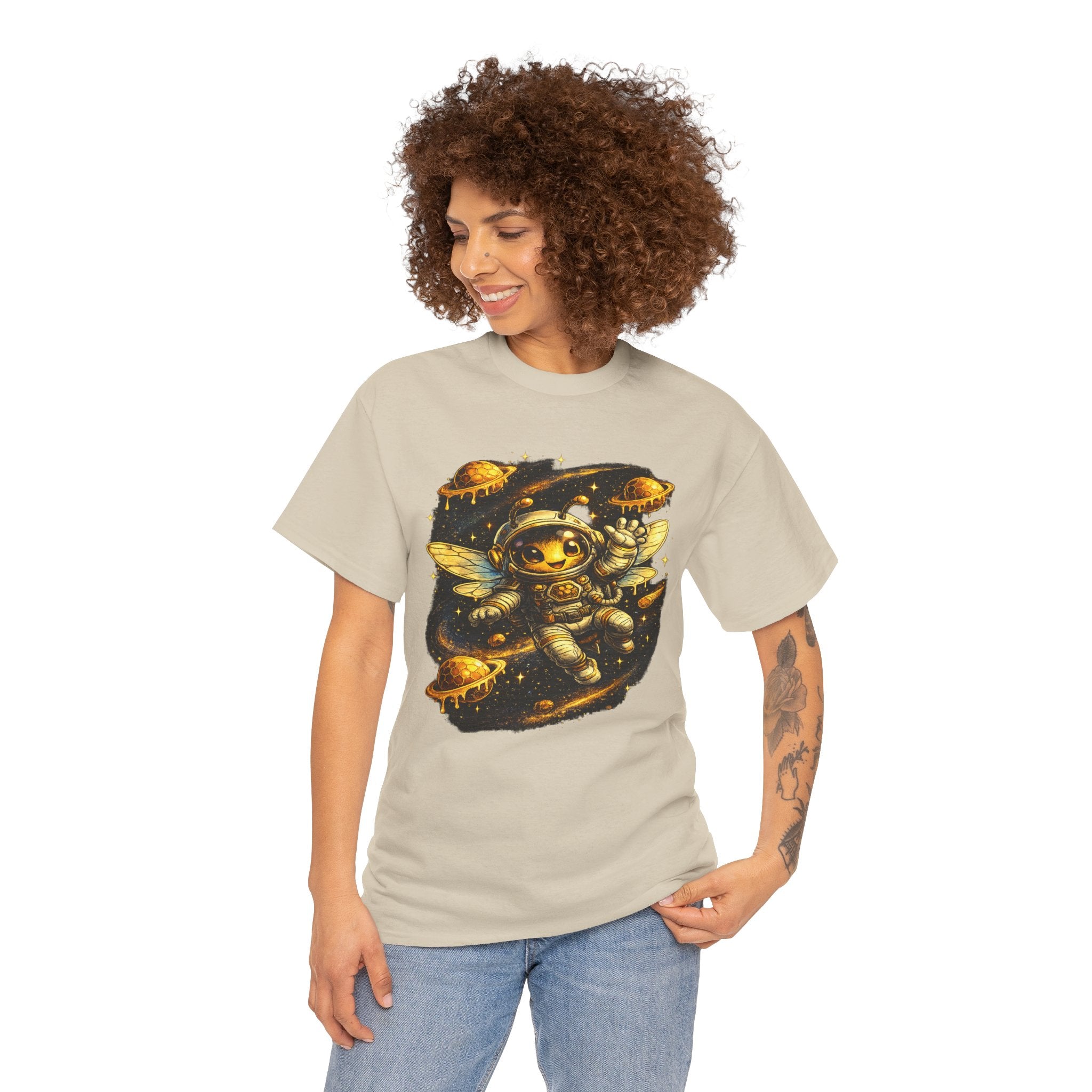 Astronaut Bee T Shirt – Cute Space Bee Graphic Tee for Sci Fi & Nature Lovers